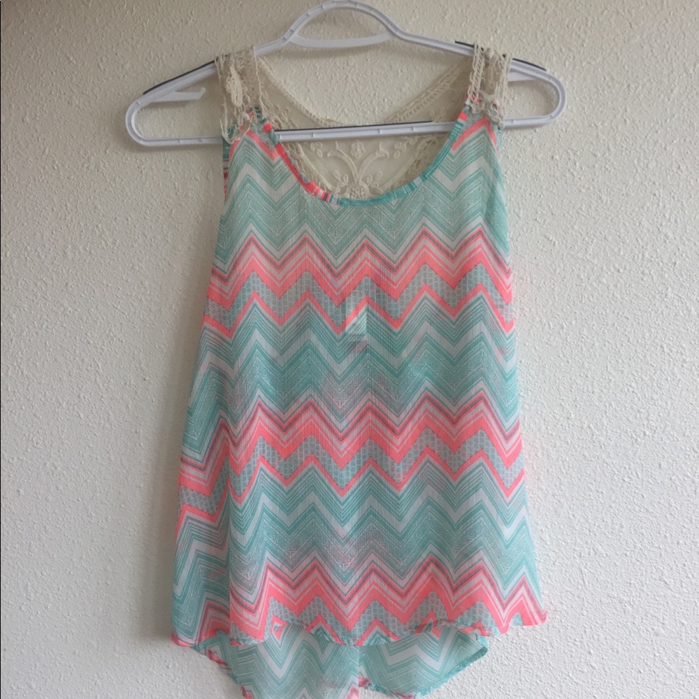 A nice cross back tank top.